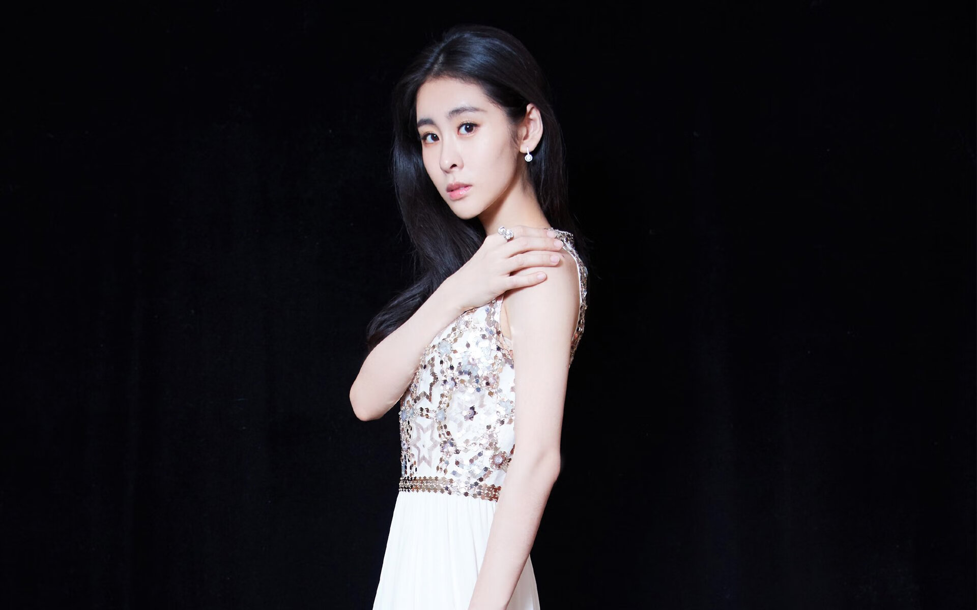 亚非篮球精英联赛收官战升温,激烈角逐引关注,亚非投资管理有限公司